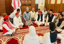 डिम्पल यादव पर अभद्र टिप्पणी करने वाले मौलाना पर मुकदमा