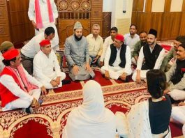 डिम्पल यादव पर अभद्र टिप्पणी करने वाले मौलाना पर मुकदमा