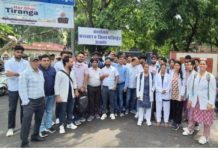 लैब टेक्नीशियनों ने मुख्यमंत्री एवं चिकित्सा मंत्री के नाम कलेक्टर को सौंपा ज्ञापन