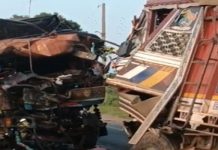 बूंदी जिले में दो ट्रकों के टकराने से तीन लोगों की मौत