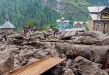 किश्तवाड़ में बादल फटने से 12 लोगों के मारे जाने की आशंका