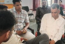 सीकर जिले में पटवारी सुनील कुमार तीन हजार रुपए रिश्वत लेते अरेस्ट