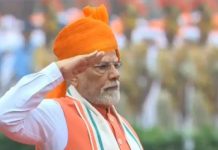 दिवाली पर मिलेगा तोहफा, GST में कम होंगी दरें : मोदी