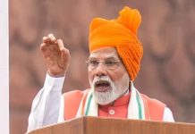 लाल किले की प्राचीर से पहली बार मोदी ने की RSS की सराहना, शताब्दी वर्ष की दी शुभकामनाएं