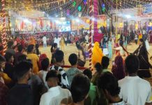 सिरोही के रामझरोखा मैदान में गरबा गीतों पर थिरक रहे कदम