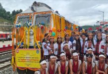 मोदी ने आइजोल को दिल्ली से रेल नेटवर्क से जोड़ने वाली राजधानी एक्सप्रेस, दो अन्य ट्रेन को दिखाई हरी झंडी