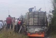 जयपुर : बस हाईटेंशन लाइन से टकराने से लगी आग, दो मजदूरों की मौत