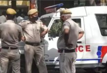 दिल्ली पुलिस ने जबरन ATM बदलकर लूट को अंजाम देने वाले दो लुटेरे को किया अरेस्ट
