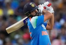 वनडे रैंकिंग में पहली बार नंबर एक बल्लेबाज बने रोहित शर्मा