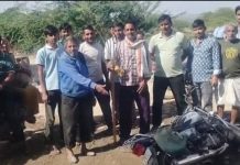 जिओ कंपनी की खुदाई से बनेवड़ा गांव के रास्ते खस्ताहाल