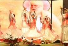 सेंट एंसलम नॉर्थ सिटी स्कूल में वार्षिक उत्सव धूमधाम से मनाया