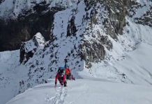 नेपाल : भीषण हिमस्खलन में 5 विदेशी सहित 7 पर्वतारोहियों की मौत