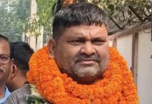 बिहार विधानसभा चुनाव : मुंगेर में जन सुराज प्रत्याशी ने भाजपा का थामा दामन