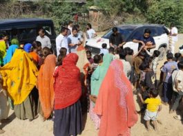 सर्द हवाओं में पहल की गर्माहट : जरूरतमंदों तक पहुंचे स्वेटर, कंबल और फूड पैकेट