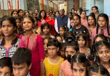 राज्यपाल हरिभाऊ बागड़े ने ‘सुरमन संस्थान’ में निराश्रित बच्चों से संवाद किया