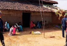 सोनभद्र में मां ने दुधमुंहे पुत्र को चूल्हे में जलाया फिर लगाई फांसी