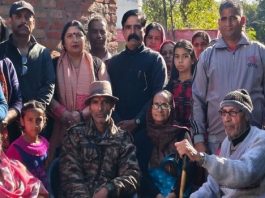 15 साल बाद हमीरपुर लौटे लापता सैनिक बलदेव सिंह, सोशल मीडिया बना सहारा