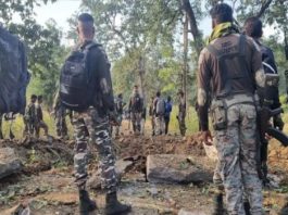 छत्तीसगढ में 12 नक्सली ढेर, डीआरजी के 3 जवान शहीद, 2 घायल