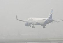 दिल्ली में कोहरे के कारण 100 से अधिक उड़ानें रद्द, सरकार ने एयरलाइंस के लिए जारी किए निर्देश