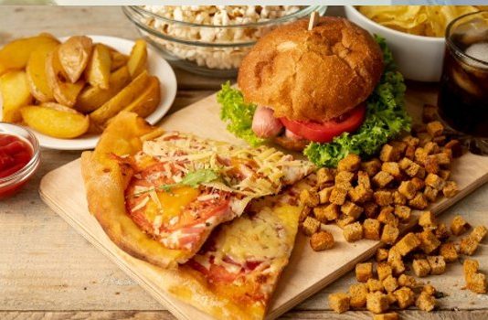 अमरोहा में जंकफूड की आदी एक और छात्रा 18 वर्षीया इलमा नदीम की मौत