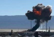 अमरीकी वायु सेना का एफ-16सी विमान कैलिफ़ोर्निया के रेगिस्तान में दुर्घटनाग्रस्त