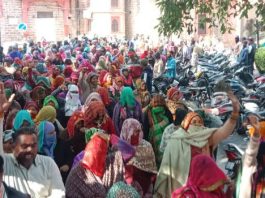 अजमेर में सफाई कर्मियों ने शुुरू की अनिश्चितकालीन हड़ताल