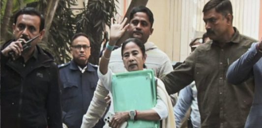 ईडी ने कोलकाता हाईकोर्ट का रुख किया, ममता बनर्जी पर काम में हस्तक्षेप करने का आरोप