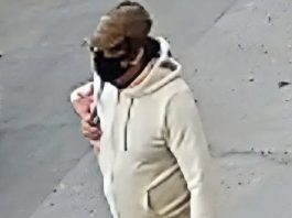 इंदौर में एकतरफा प्यार में सनक की हद पार, युवती के अश्लील फोटो चिपकाए