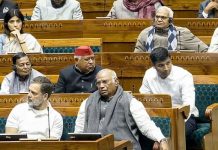 जी राम जी कानून का जिक्र आते ही अभिभाषण में विपक्ष ने किया हंगामा