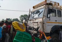 पटना में ट्रक और ऑटो रिक्शा की टक्कर, 6 की मौत, 2 घायल