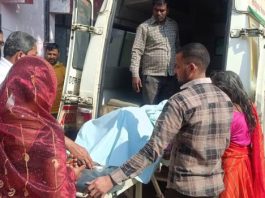 बाराबंकी में किशोरी जलती मिली, पेट्रोल पंप कर्मी पर आरोप