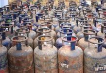 वाणिज्यिक रसोई गैस सिलेंडर महंगा