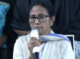 ममता ने सुप्रीम कोर्ट से कहा, सिर्फ बंगाल ही क्यों? न्यायालय ने चुनाव आयोग से एसआईआर पर जवाब मांगा