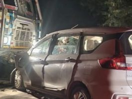 धौलपुर में कार के ट्रक से टकराने से एक बच्चे की मौत, 10 घायल