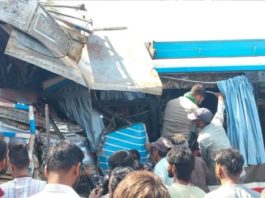 रायपुर–बिलासपुर राजमार्ग पर भीषण सड़क हादसा : पांच की मौत, 30 से अधिक घायल