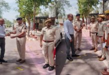 संभागीय आयुक्त ने किया कलेक्ट्रेट एवं केन्द्रीय कारागृह का निरीक्षण