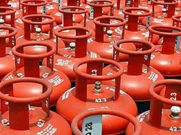 सरकार कर सकती है आंशिक रूप से भरे एलपीजी सिलेंडर की आपूर्ति