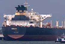 सरकार की अपील-घबराहट में सिलेंडर बुकिंग न करें, 92 हजार टन एलपीजी लेकर आ रहे हैं दो भारतीय टैंकर