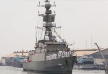 अमरीकी पनडुब्बी ने द्वितीय विश्व युद्ध के बाद पहली बार ईरानी युद्धपोत को टॉरपीडो हमले में डुबोया