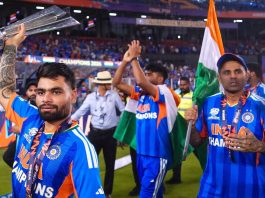 राष्ट्रपति, उपराष्ट्रपति, प्रधानमंत्री ने टीम इंडिया की जीत पर दी बधाई