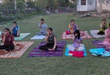 विवेकानंद केंद्र द्वारा विभिन्न स्थानों पर निशुल्क योग कक्षाओं का नियमित संचालन