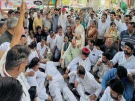 अजमेर में भाजपा प्रदेश प्रभारी का फूंका पुतला, कांग्रेस में आक्रोश