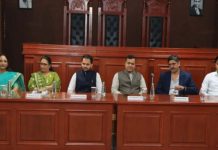 एमिटी यूनिवर्सिटी में राष्ट्रीय जनसंपर्क दिवस पर ‘लोकतंत्र का पांचवां स्तंभ’ विषय पर मंथन