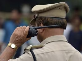 देहली-मुंबई एक्सप्रेस वे पर ट्रक चालक से मारपीट का वीडियो वायरल, सिपाही लाइन अटैच