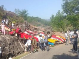 उधमपुर में बस दुर्घटना में 21 लोगों की मौत, मोदी ने जताया शोक, अनुग्रह राशि की घोषणा की