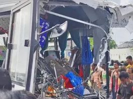 अलवर में बस-ट्रक की टक्कर से 3 लोगों की मौत, 30 घायल