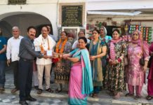 जम्मू एवं कश्मीर के तीर्थयात्रियों का पुष्कर में स्वागत