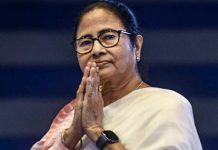 ममता बनर्जी ने अपने हलफनामे में कोई अचल संपत्ति घोषित नहीं की
