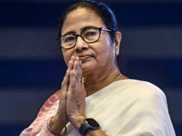 ममता बनर्जी ने अपने हलफनामे में कोई अचल संपत्ति घोषित नहीं की
