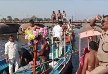 वृंदावन में यमुना में स्टीमर पलटने से 9 पर्यटकों की डूबकर मौत